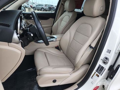 Used 2021 Mercedes-Benz GLC 300 GLC 300 image 12