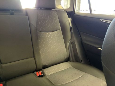 Used 2025 Toyota RAV4 XLE w/ Convenience Package image 39