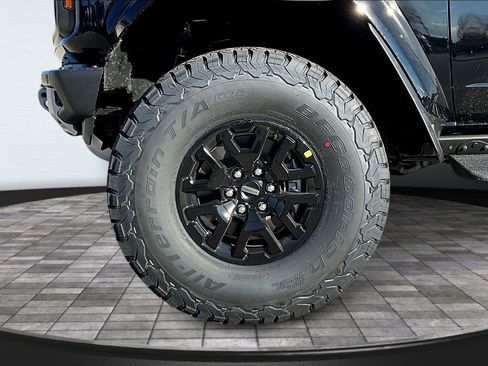 New 2025 Ford Bronco Raptor w/ Interior Carbon Fiber Pack image 25