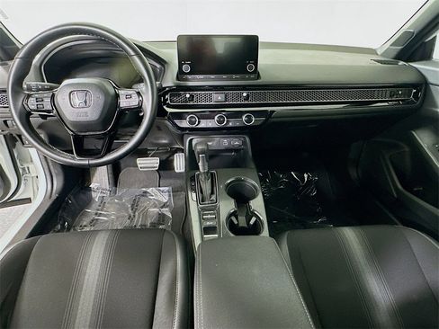 Used 2024 Honda Civic Sport image 16