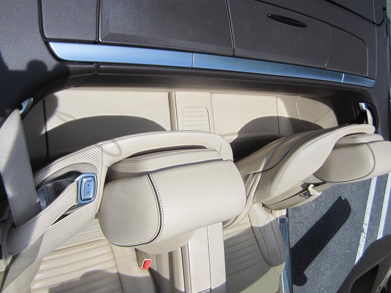 Used 2013 Mercedes-Benz SL 550 image 26