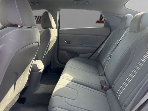 Certified 2021 Hyundai Elantra SEL image 10