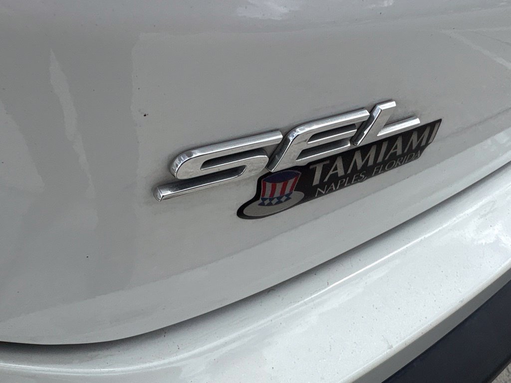 Used 2024 Ford Edge SEL AWD/4WD image 5