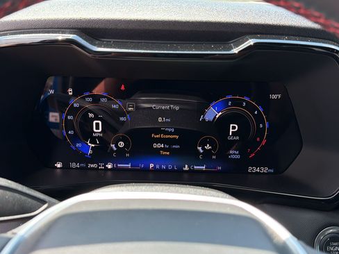 Used 2024 Chevrolet Colorado Z71 w/ LPO, Dark Essentials Package AWD/4WD image 22