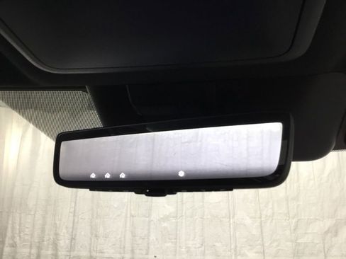 Used 2022 Toyota Tundra Platinum w/ Advanced Package image 33