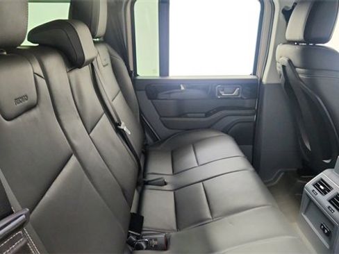 Used 2024 INEOS Grenadier Fieldmaster Edition image 27