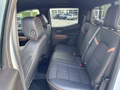 Used 2024 GMC Canyon AT4 image 15