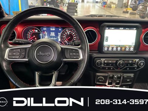 Used 2021 Jeep Wrangler Unlimited Rubicon AWD/4WD image 14