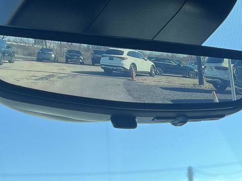 Used 2024 GMC Yukon Denali Ultimate image 38