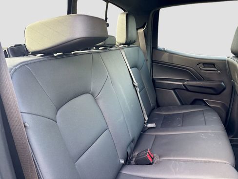 Used 2025 Chevrolet Colorado Trail Boss image 25