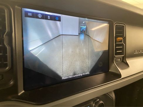 Used 2021 Ford Bronco Badlands image 31