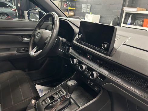 Used 2023 Honda CR-V Sport image 18