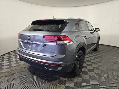 Used 2023 Volkswagen Atlas Cross Sport SE w/ Panoramic Sunroof Package AWD/4WD image 2