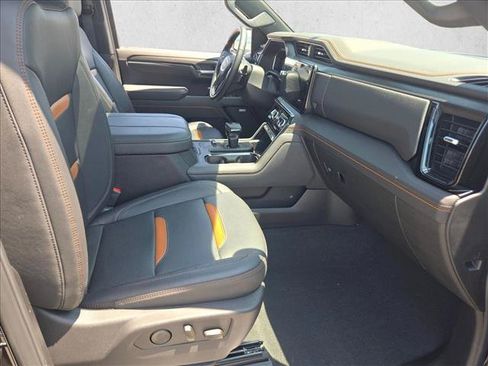 Used 2026 GMC Sierra 1500 AT4 w/ AT4 Premium Package AWD/4WD image 22