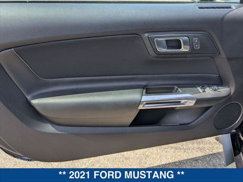Used 2021 Ford Mustang Coupe w/ Black Accent Package RWD image 10