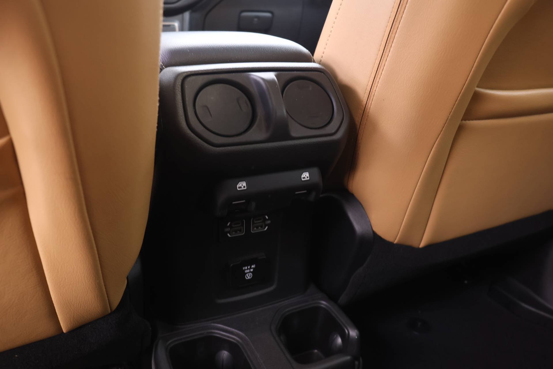 Used 2021 Jeep Wrangler Unlimited Sahara w/ LED Lighting Group AWD/4WD image 18