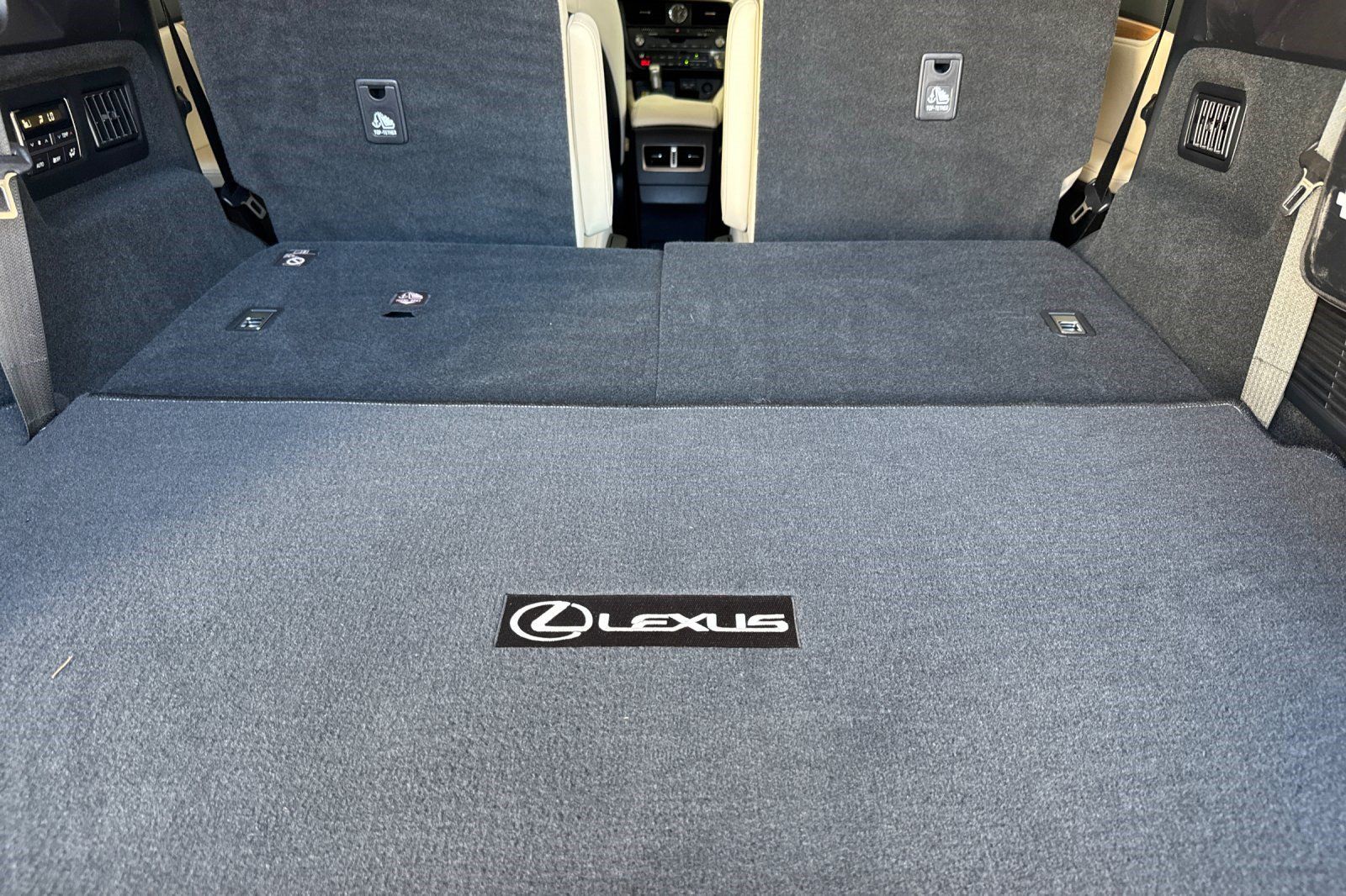Used 2021 Lexus RX 350L FWD w/ Premium Package image 20