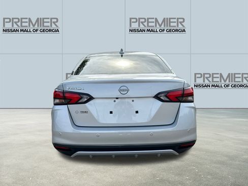 New 2025 Nissan Versa SV w/ Trunk Package FWD image 6