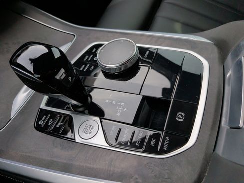 Certified 2022 BMW X5 xDrive40i w/ M Sport Package image 21