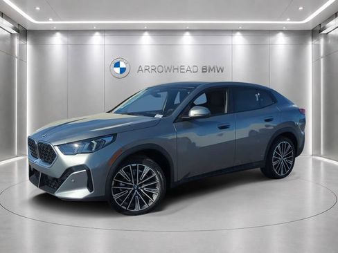 Used 2026 BMW X2 xDrive28i w/ Technology Package AWD/4WD image 1