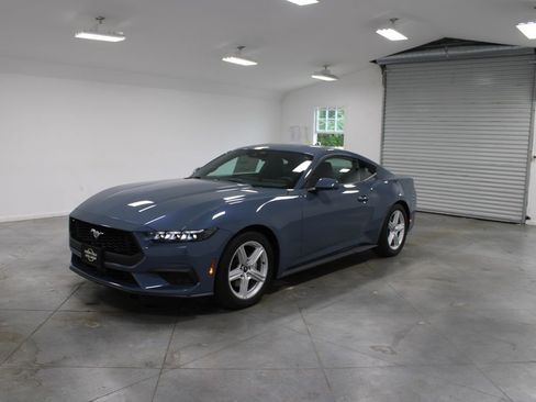 New 2026 Ford Mustang Coupe RWD image 3