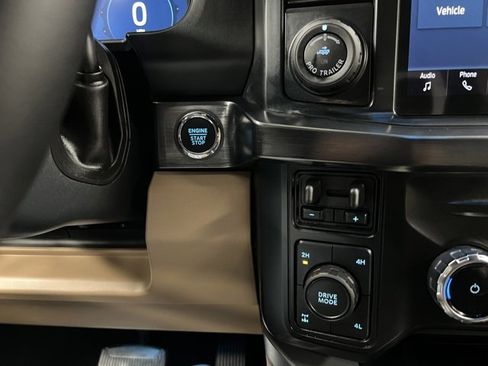 Used 2025 Ford F350 Lariat w/ Lariat Ultimate Package image 36