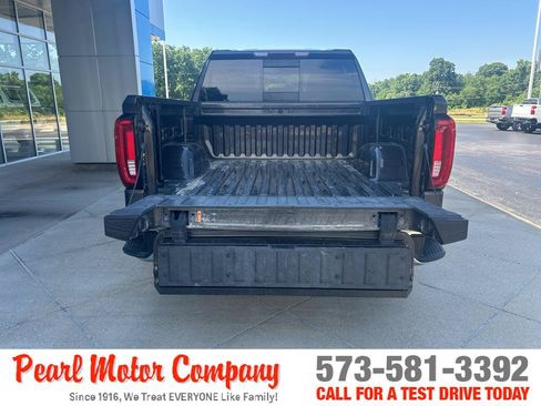 Certified 2019 GMC Sierra 1500 SLT w/ SLT Premium Package AWD/4WD image 6