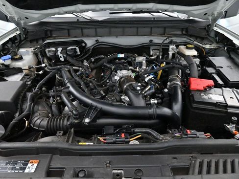 Used 2024 Ford Bronco Wildtrak AWD/4WD image 43