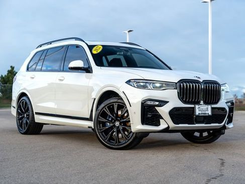 Used 2022 BMW X7 M50i w/ Dynamic Handling Package image 1