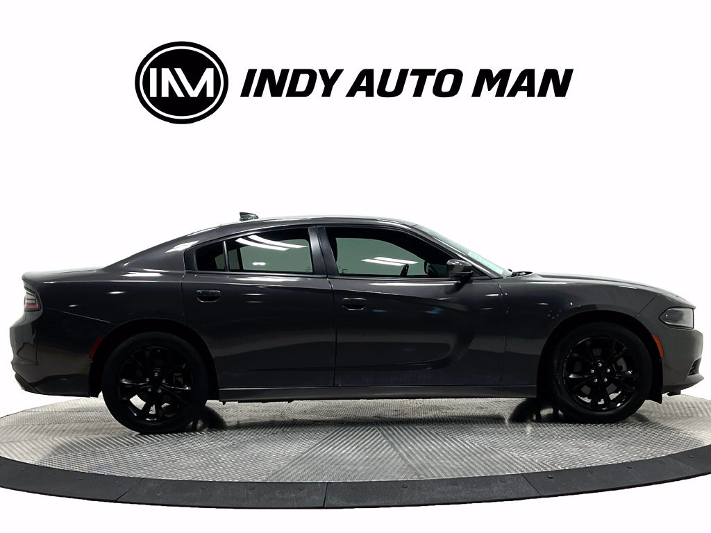 Used 2022 Dodge Charger SXT AWD/4WD image 3