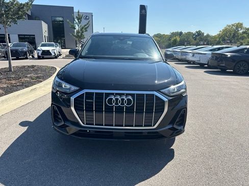 Used 2020 Audi Q3 2.0T Premium AWD/4WD image 2