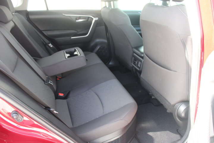 Certified 2024 Toyota RAV4 XLE w/ Convenience Package AWD/4WD image 19