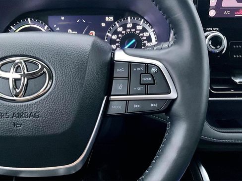 Used 2022 Toyota Highlander Platinum image 19