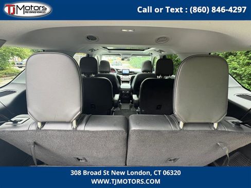 Used 2022 Ford Explorer XLT w/ Equipment Group 202A image 17