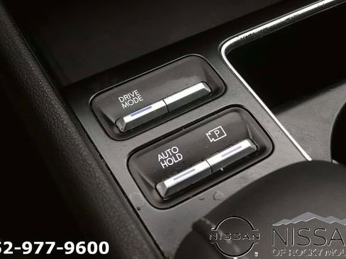 Used 2025 Hyundai Sonata SEL FWD image 19
