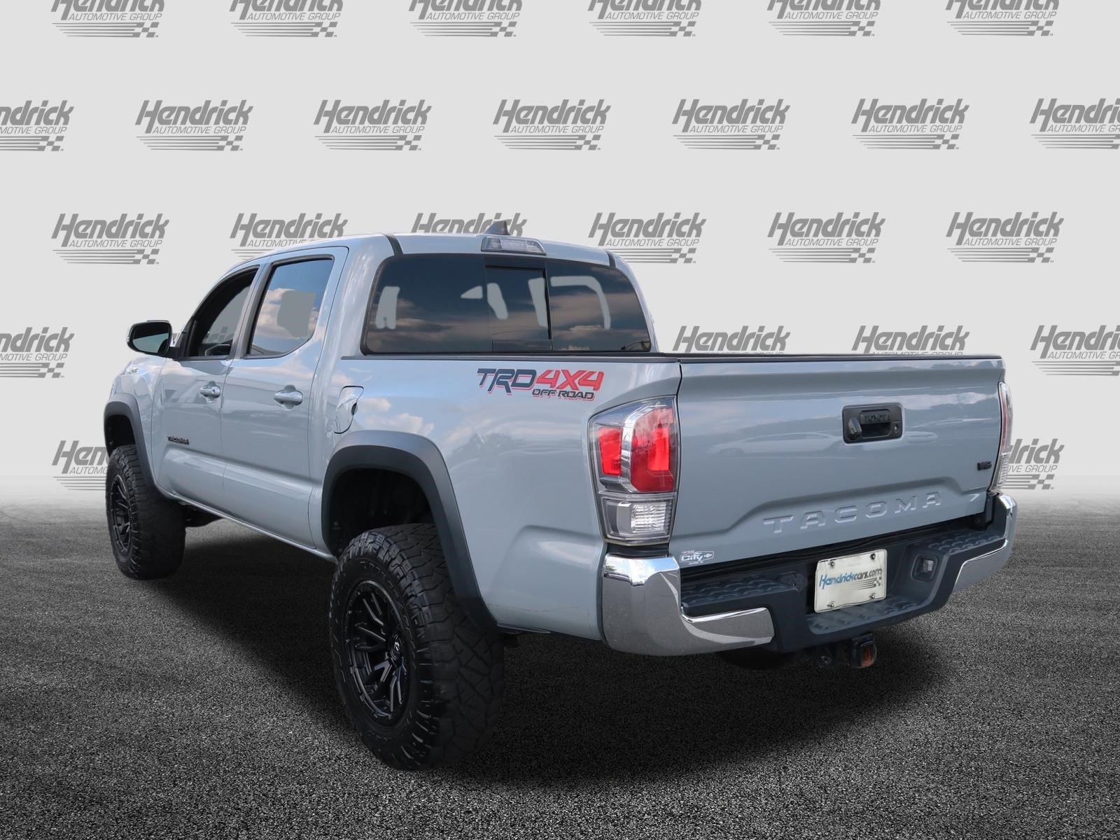 Used 2021 Toyota Tacoma TRD Off-Road AWD/4WD image 8