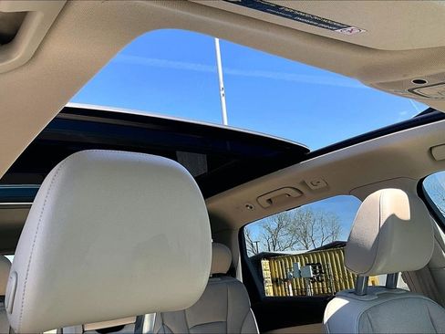 Used 2017 Audi Q7 3.0T Prestige image 21