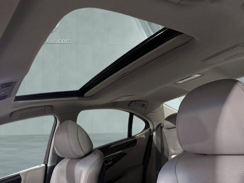 Used 2016 Lexus LS 460 image 20