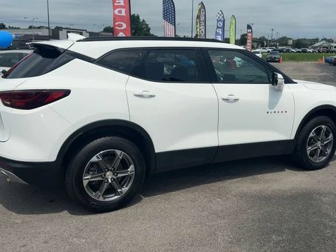 Used 2024 Chevrolet Blazer LT FWD image 7