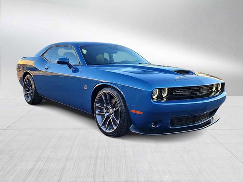 Used 2022 Dodge Challenger R/T Scat Pack image 2