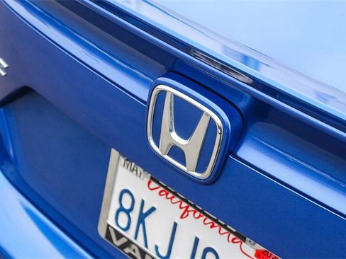 Used 2018 Honda Civic Touring image 11