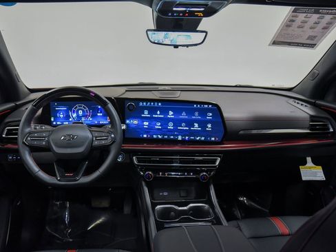 Used 2024 Chevrolet Traverse RS w/ LPO, Floor Liner Package image 34