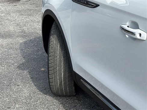 Used 2020 Lincoln Nautilus Reserve w/ Cargo Utility Package image 41