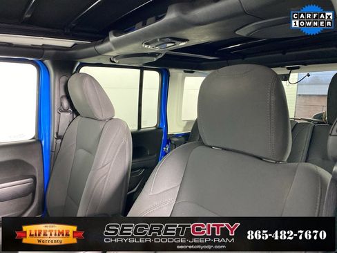 Used 2022 Jeep Wrangler Unlimited Sport image 10