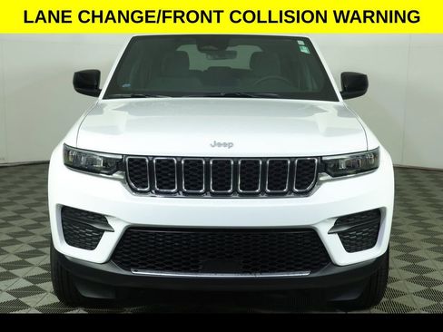 Used 2025 Jeep Grand Cherokee Laredo X w/ Luxury Tech Group I image 12