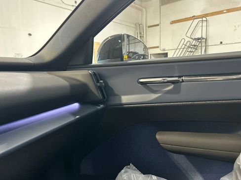 New 2026 Volvo EX30 Cross Country Ultra w/ Protection Package Premier image 20