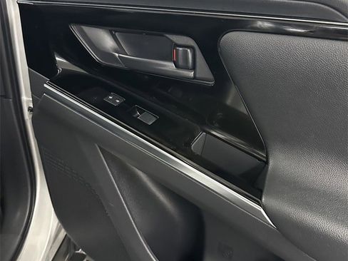 Used 2023 Toyota bZ4X Limited image 37