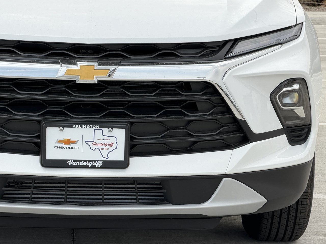 New 2026 Chevrolet Blazer LT w/ Convenience Package FWD image 8