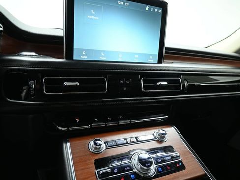 Used 2021 Lincoln Aviator Reserve w/ Equipment Group 201A image 16