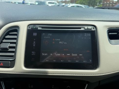 Used 2016 Honda HR-V EX-L image 10